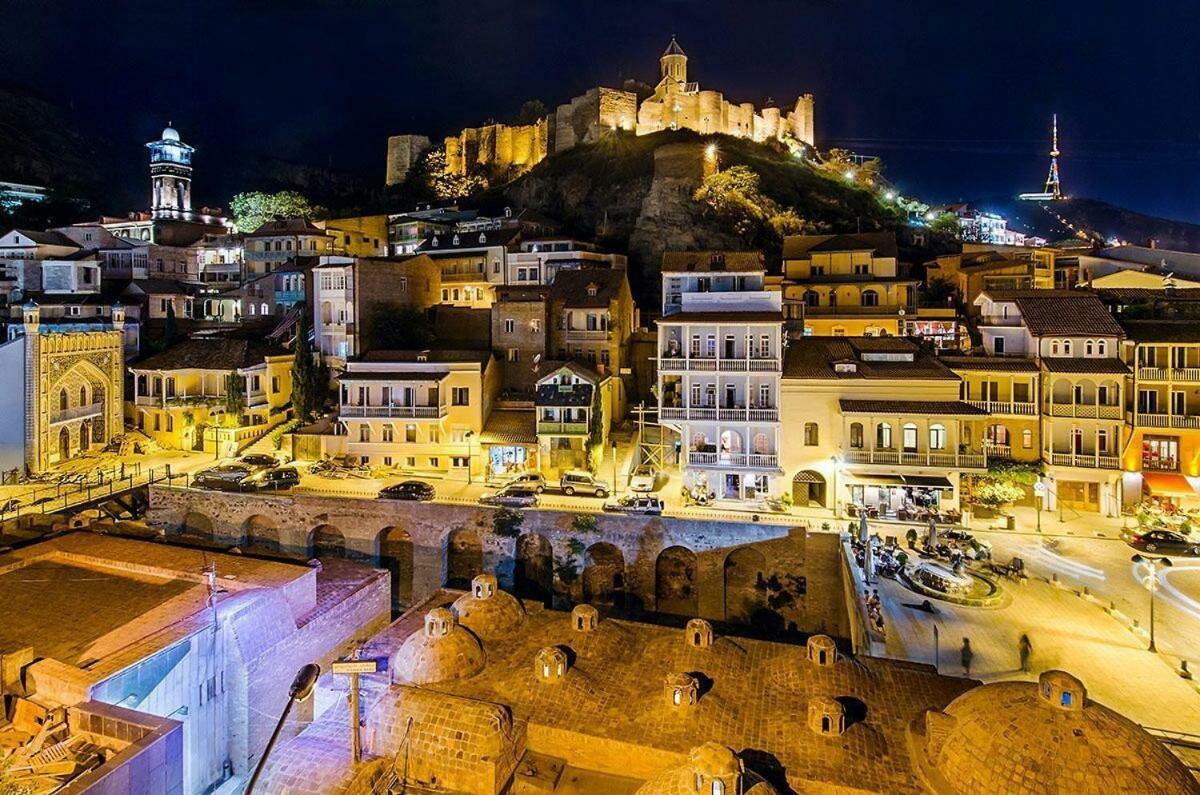 Epic Meidan Hotel Tbilisi Exterior foto